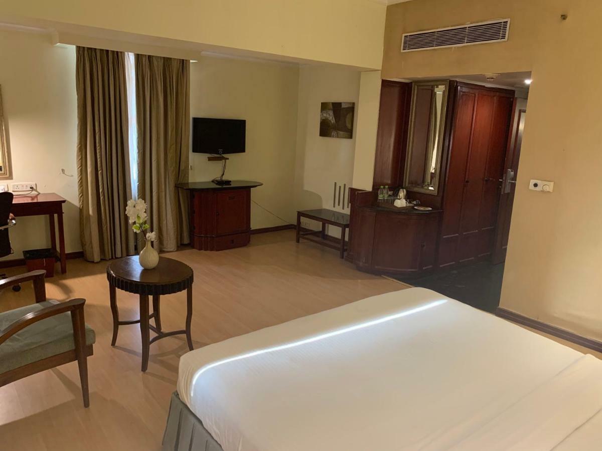 Hotel The Manohar Hyderabad Esterno foto